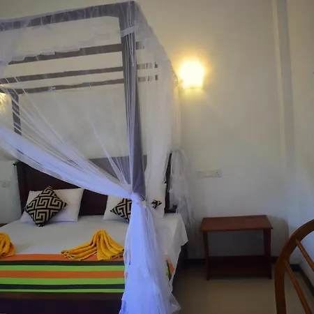 Sun Sea Guest Home Tangalle Exterior photo